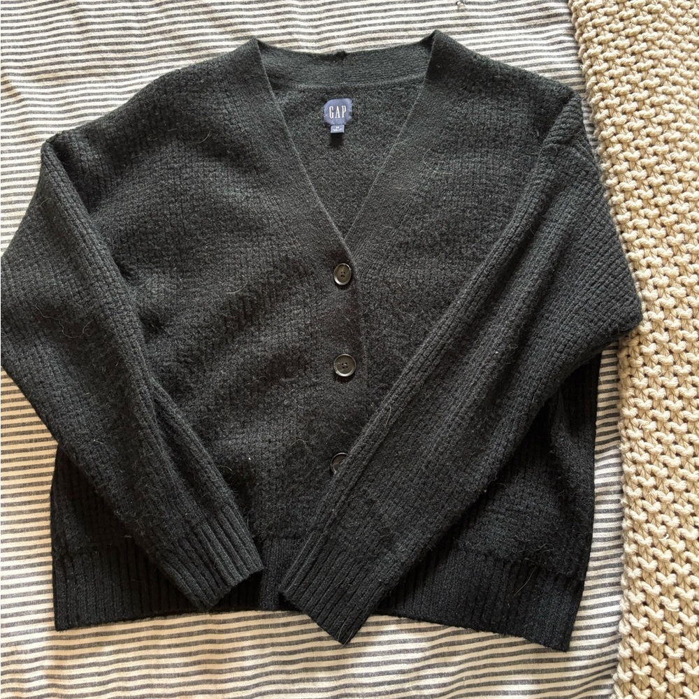 GAP Classic Black Knit Sweater